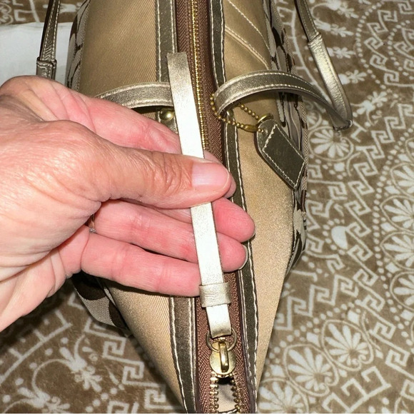 COACH TOTE M0726-11692 SIGNATURE PRINT CANVAS HAND BAG PURSE TAN DUST BAG - Picture 10 of 14